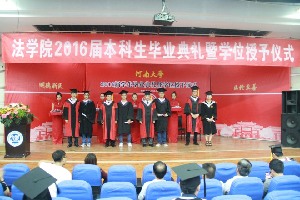 55f15e0030cb6b5c.jpg